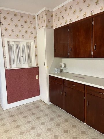 1825 Fm 27 W, Wortham, TX 76693