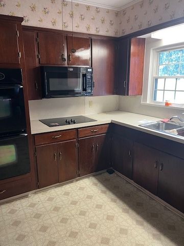 1825 Fm 27 W, Wortham, TX 76693