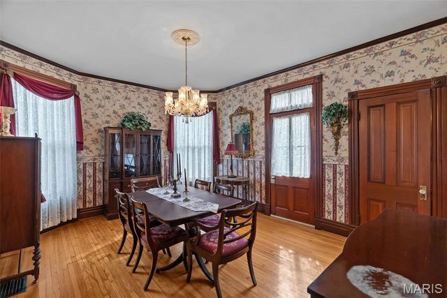 7038 Pernod Avenue, St Louis, MO 63139