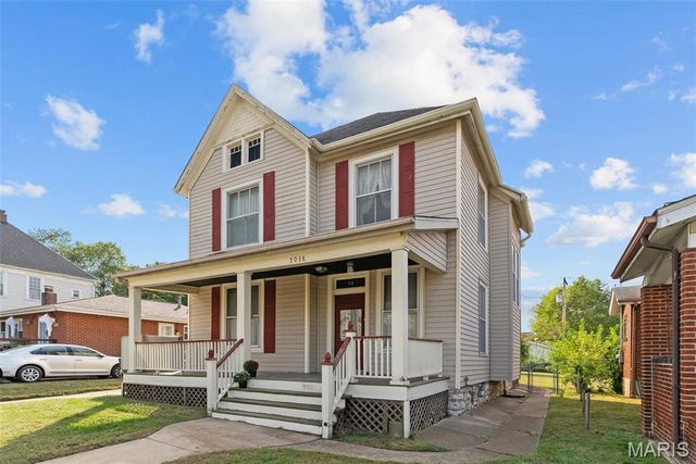 7038 Pernod Avenue, St Louis, MO 63139