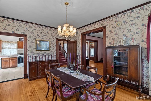 7038 Pernod Avenue, St Louis, MO 63139