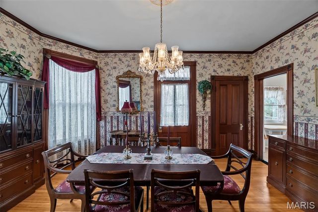 7038 Pernod Avenue, St Louis, MO 63139