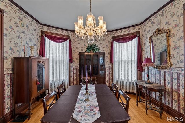 7038 Pernod Avenue, St Louis, MO 63139