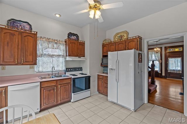 7038 Pernod Avenue, St Louis, MO 63139