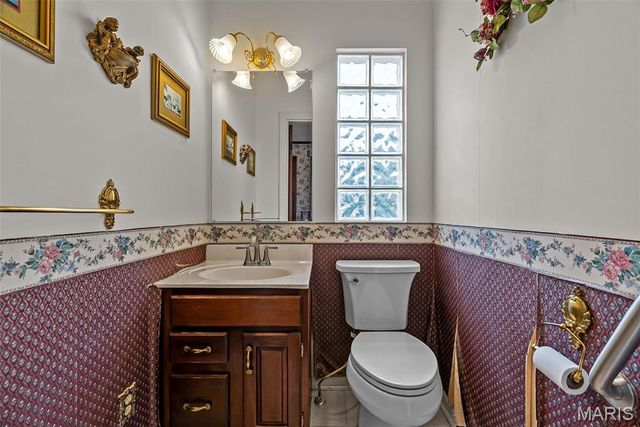 7038 Pernod Avenue, St Louis, MO 63139