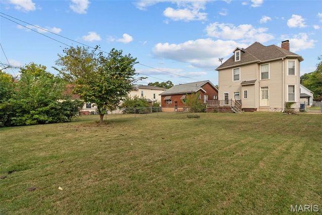 7038 Pernod Avenue, St Louis, MO 63139