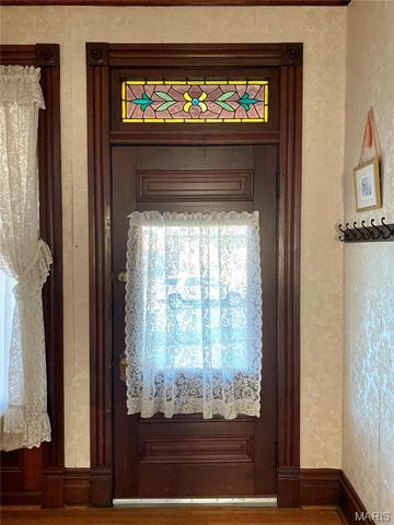 7038 Pernod Avenue, St Louis, MO 63139