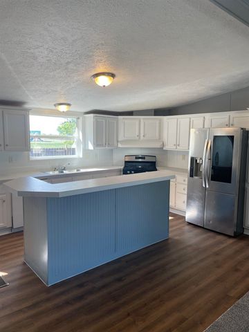 5509 S Charles St, Wichita, KS 67217