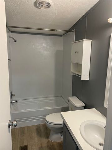 5509 S Charles St, Wichita, KS 67217