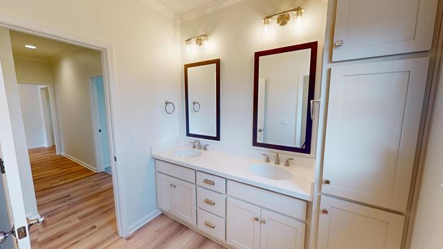 123 Edgewood Trail, Headland, AL 36345