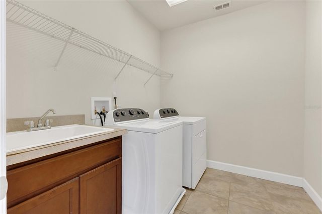 12026 AUTUMN FERN LANE, Orlando, FL 32827