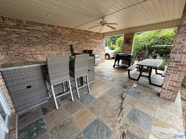 147 Lakewood Drive, Gadsden, AL 35901