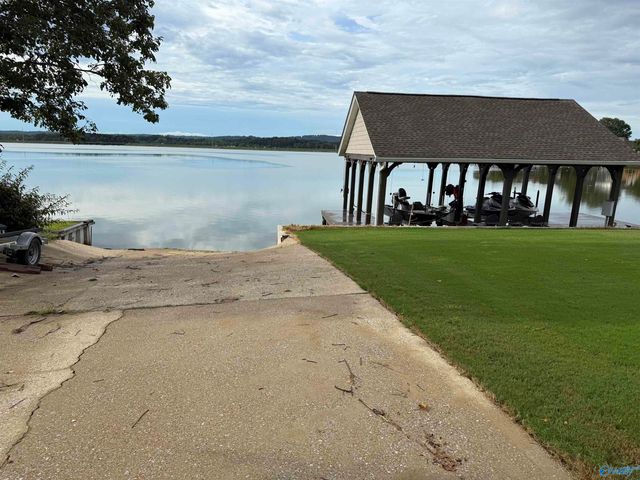 147 Lakewood Drive, Gadsden, AL 35901