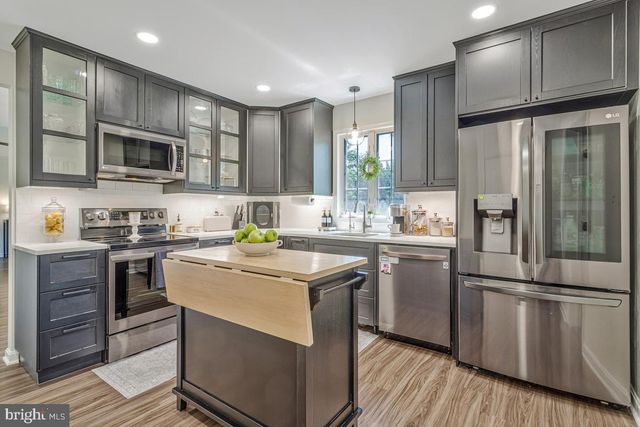 10965 HOLLY DR, Lusby, MD 20657