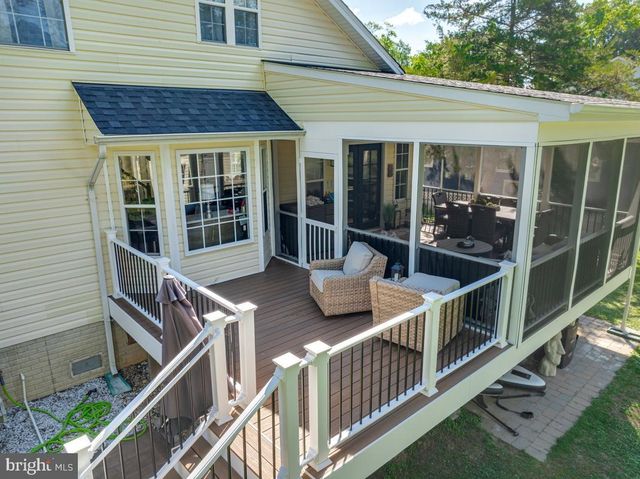 10965 HOLLY DR, Lusby, MD 20657