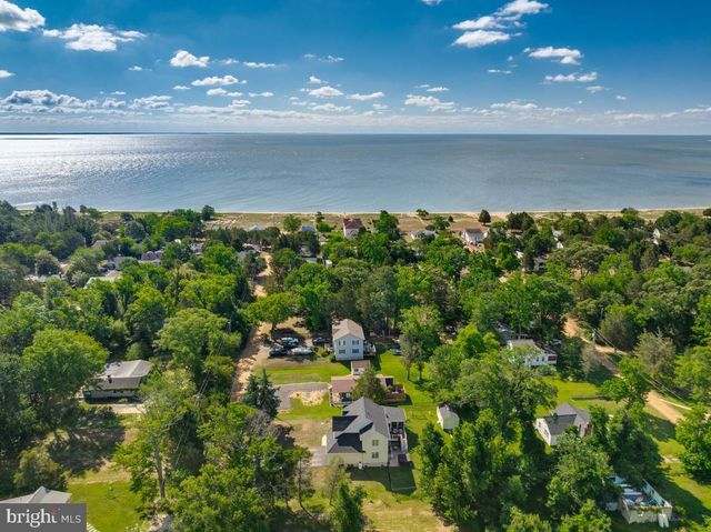10965 HOLLY DR, Lusby, MD 20657