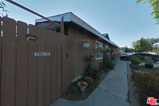 8731 Colbath Avenue, Los Angeles, CA 91402