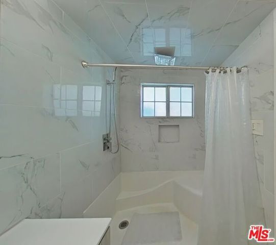 8731 Colbath Avenue, Los Angeles, CA 91402