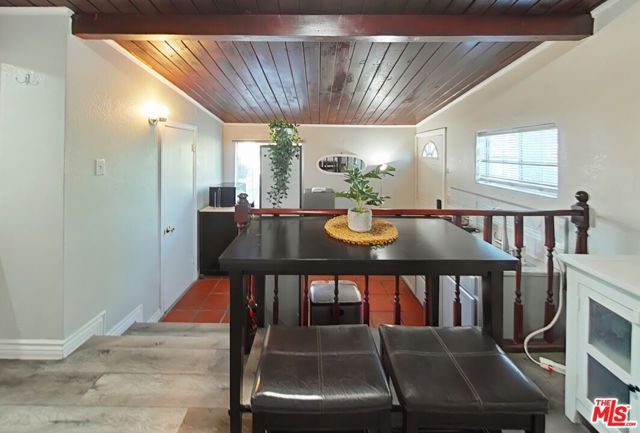 8731 Colbath Avenue, Los Angeles, CA 91402