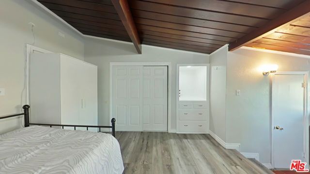 8731 Colbath Avenue, Los Angeles, CA 91402