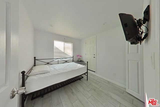 8731 Colbath Avenue, Los Angeles, CA 91402