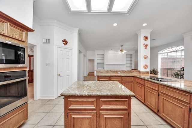 13119 Walnut Lake Road, Houston, TX 77065