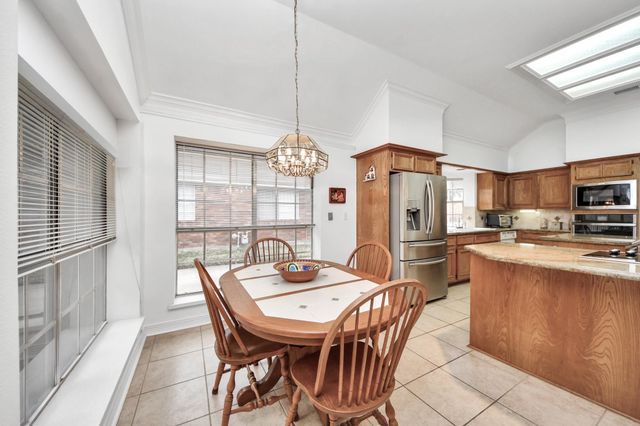 13119 Walnut Lake Road, Houston, TX 77065