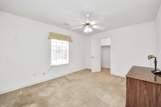 13119 Walnut Lake Road, Houston, TX 77065