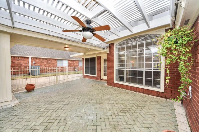 13119 Walnut Lake Road, Houston, TX 77065