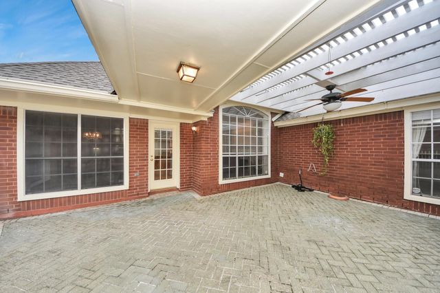 13119 Walnut Lake Road, Houston, TX 77065