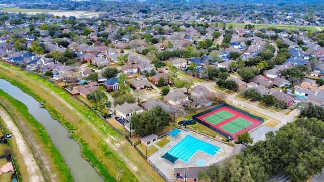 13119 Walnut Lake Road, Houston, TX 77065