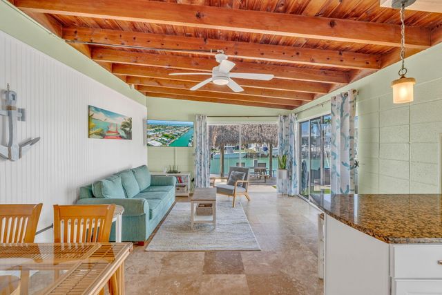 471 9Th Street, Key Colony, FL 33051