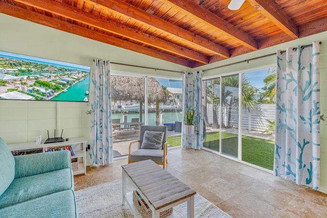 471 9Th Street, Key Colony, FL 33051