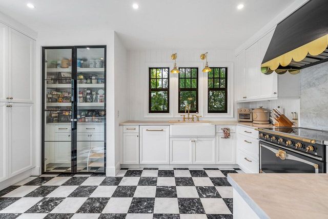 432 29th Street, West Palm Beach, FL 33407