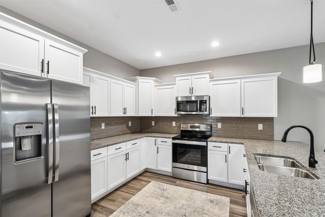 9056 Jem Lane, West Des Moines, IA 50266