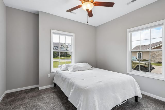 9056 Jem Lane, West Des Moines, IA 50266