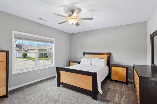 9056 Jem Lane, West Des Moines, IA 50266