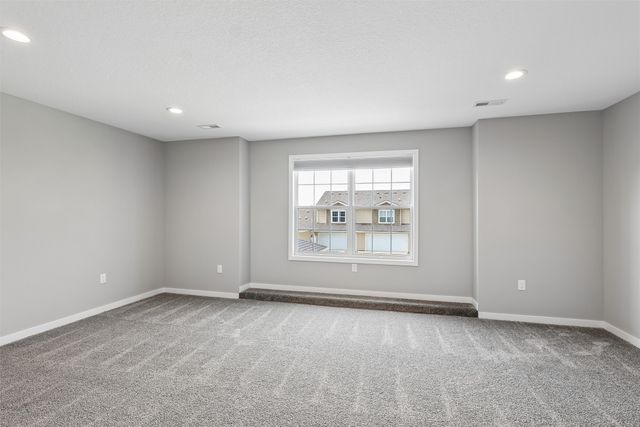 9056 Jem Lane, West Des Moines, IA 50266
