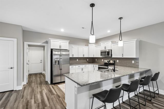 9056 Jem Lane, West Des Moines, IA 50266