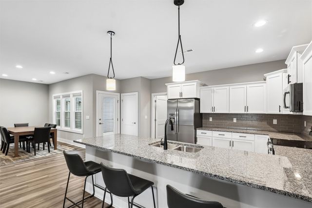 9056 Jem Lane, West Des Moines, IA 50266