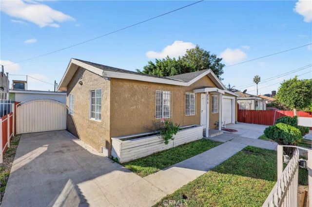 806 W Spruce Street, Compton, CA 90220