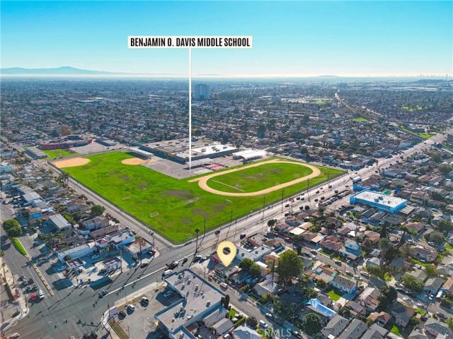 806 W Spruce Street, Compton, CA 90220