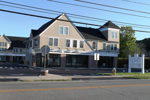 67 West Main Street 122, Clinton, CT 06413