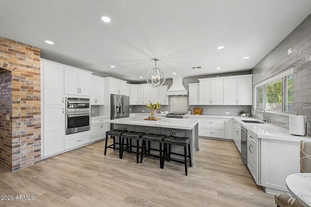 4053 E FAIRBROOK Street, Mesa, AZ 85205