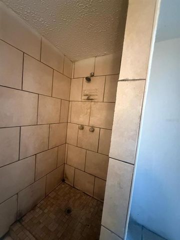 3613 DELEUIL AVENUE, Tampa, FL 33610