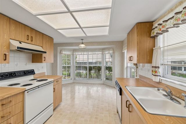 4643 SANDPOINTE DRIVE, New Port Richey, FL 34655