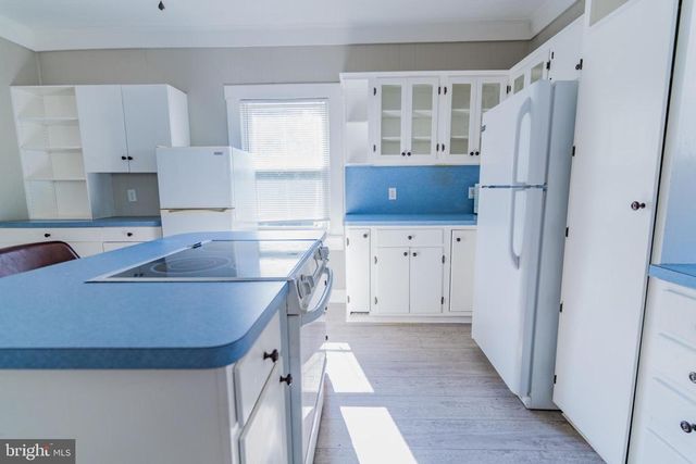130 W EDMONDSON ST, Culpeper, VA 22701