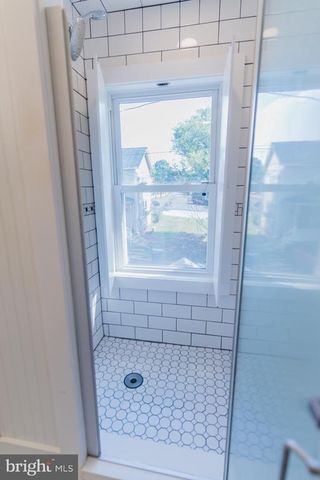 130 W EDMONDSON ST, Culpeper, VA 22701