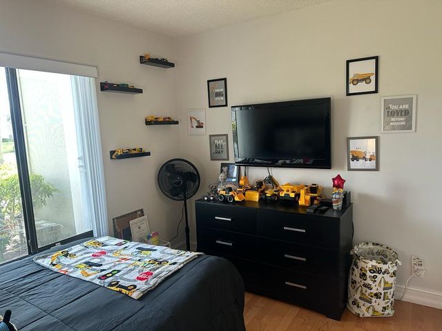 1102 Green Pine Boulevard B1, West Palm Beach, FL 33409