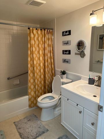 1102 Green Pine Boulevard B1, West Palm Beach, FL 33409